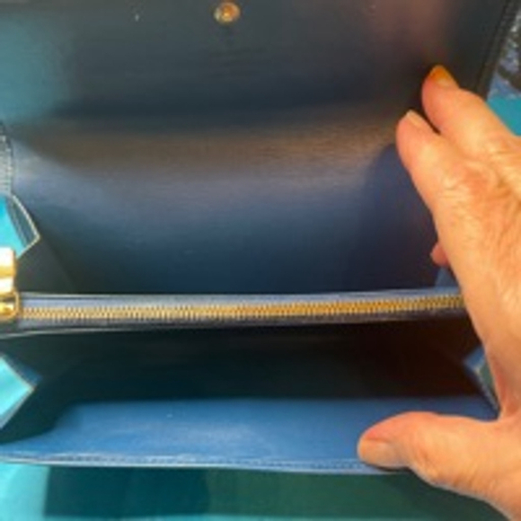 Louis Vuitton Epi Leather Wallet Royal Blue EUC Blue Beauty - Picture 6 of 12